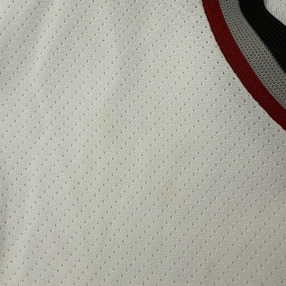 CCM Vintage Vancouver Canucks Hockey Jersey Youth Size S - Picture 6 of 15